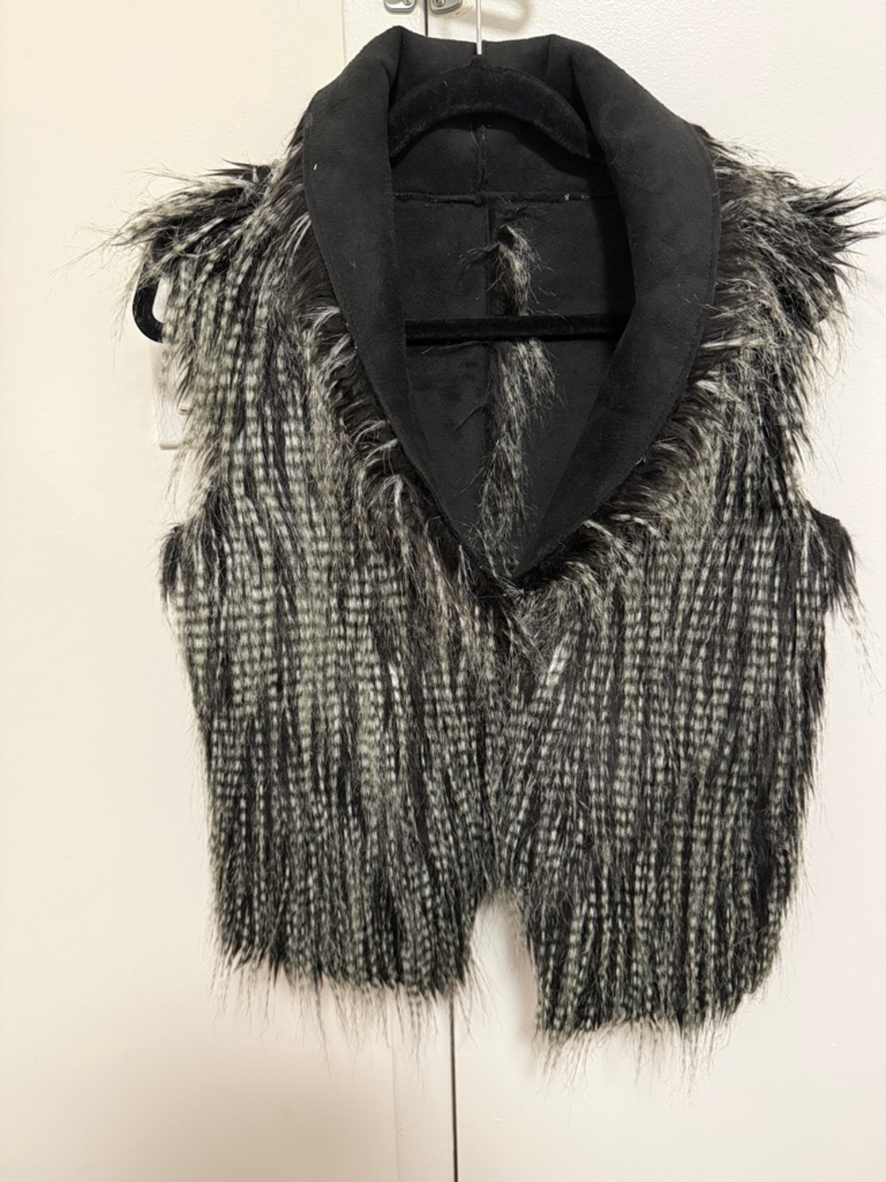 Mongolian Shaggy Genuine Sheepskin Vest. Black/White.
